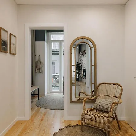 Estepa - 1 Bedroom In Santo Antonio 리스본